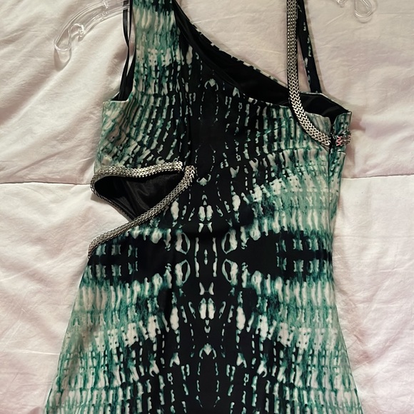 Bebe snake Python green cutout dress!! - Picture 7 of 8